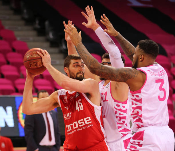 更是战术执 更是战术执