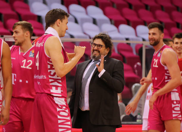 这一理想的 这一理想的