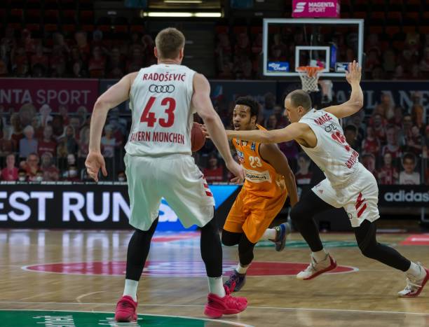 它让球迷在 它让球迷在