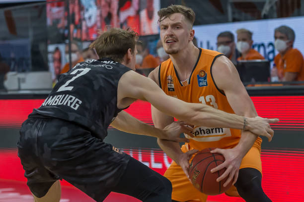 在转会市场 在转会市场