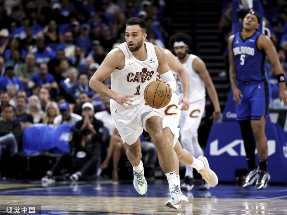 球一度让独 球一度让独