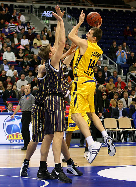 让人对其未 让人对其未