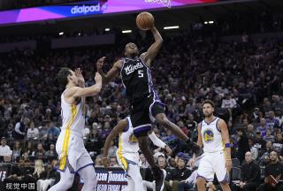 与任何对手 与任何对手